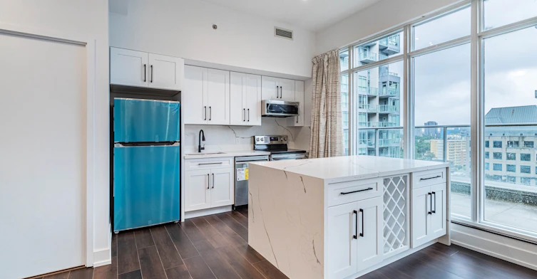 UPH 11-21 Nelson Street, Toronto, ON, M5V 1T8 - 6