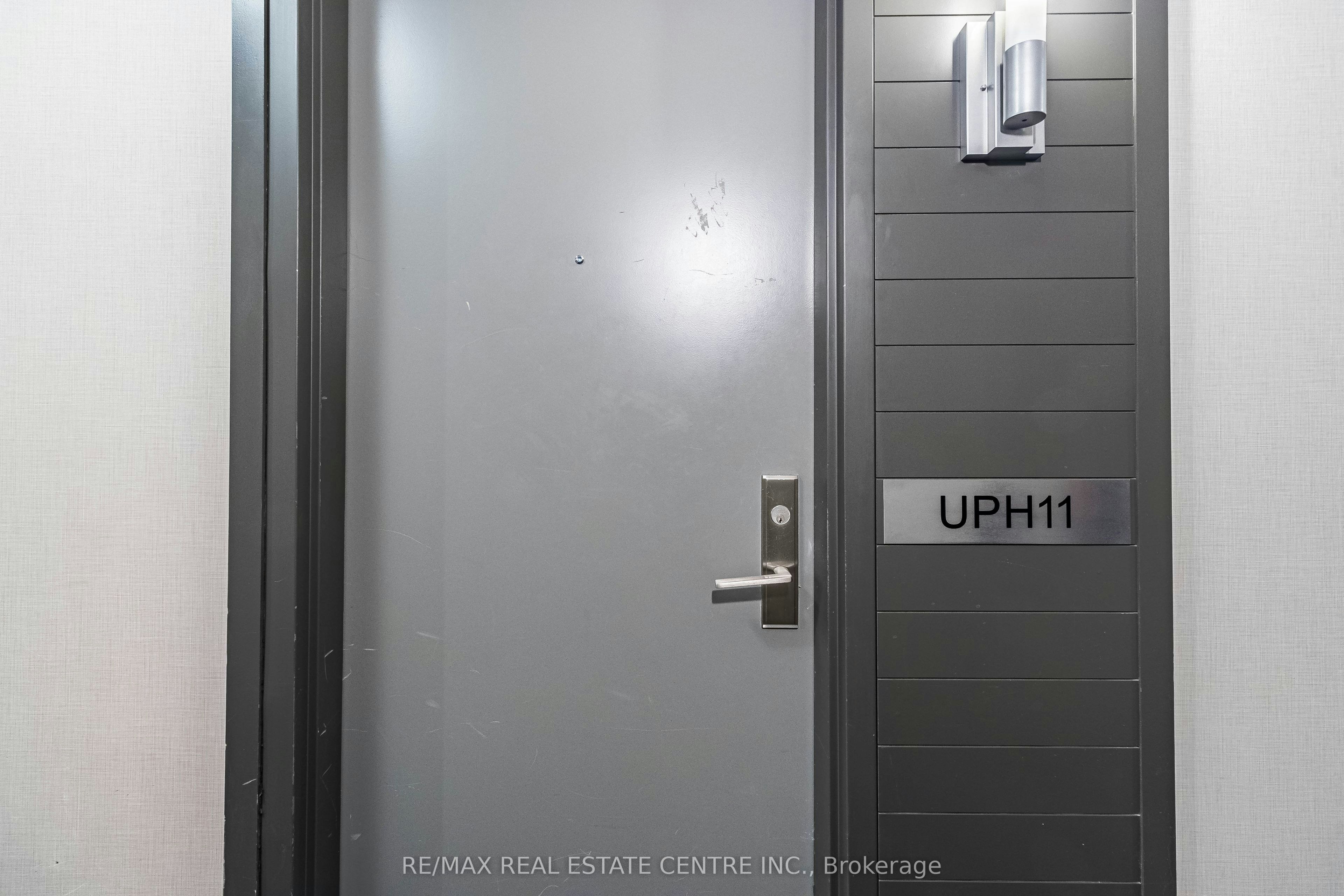 UPH 11-21 Nelson Street, Toronto, ON, M5V 1T8 - 4