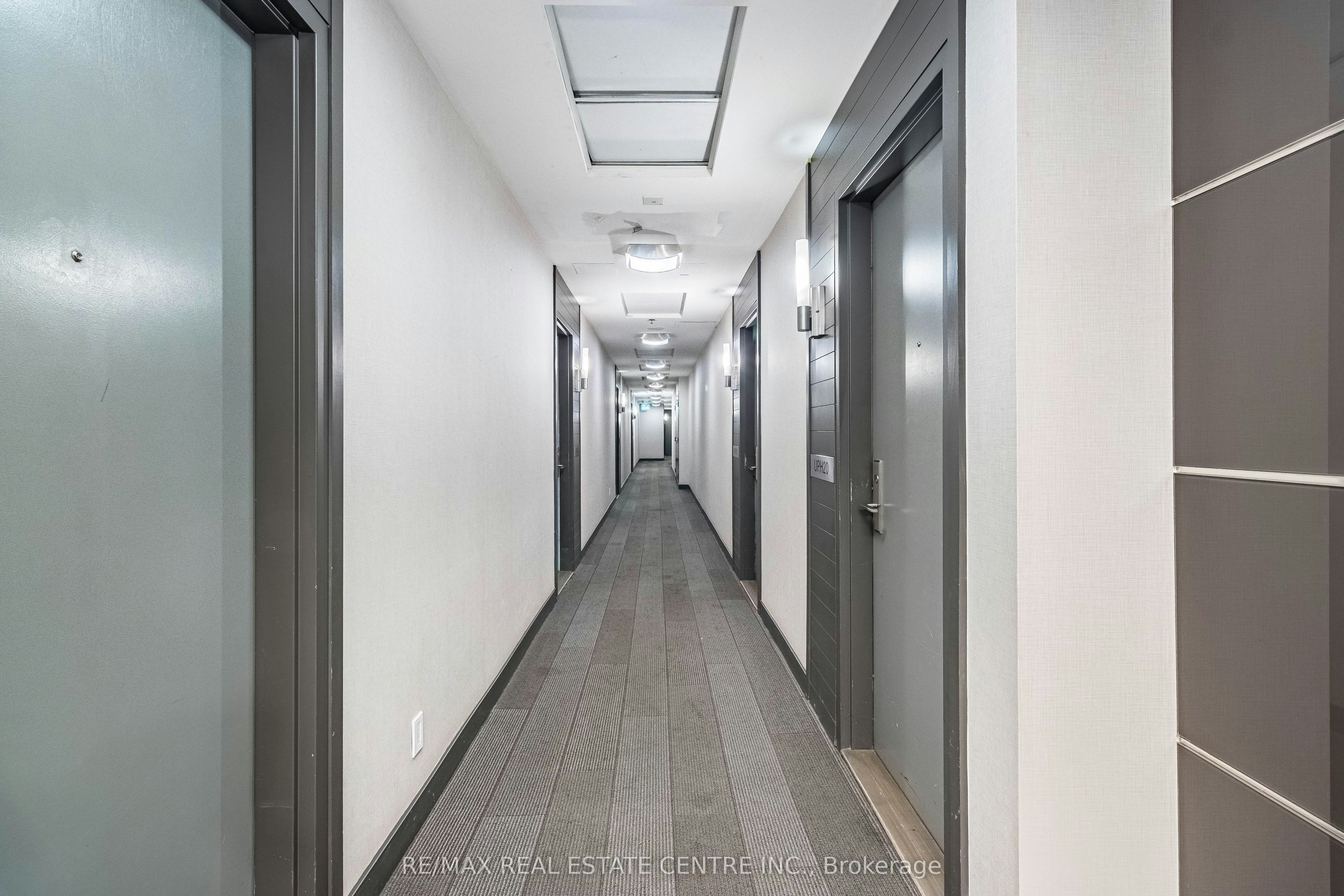 UPH 11-21 Nelson Street, Toronto, ON, M5V 1T8 - 3