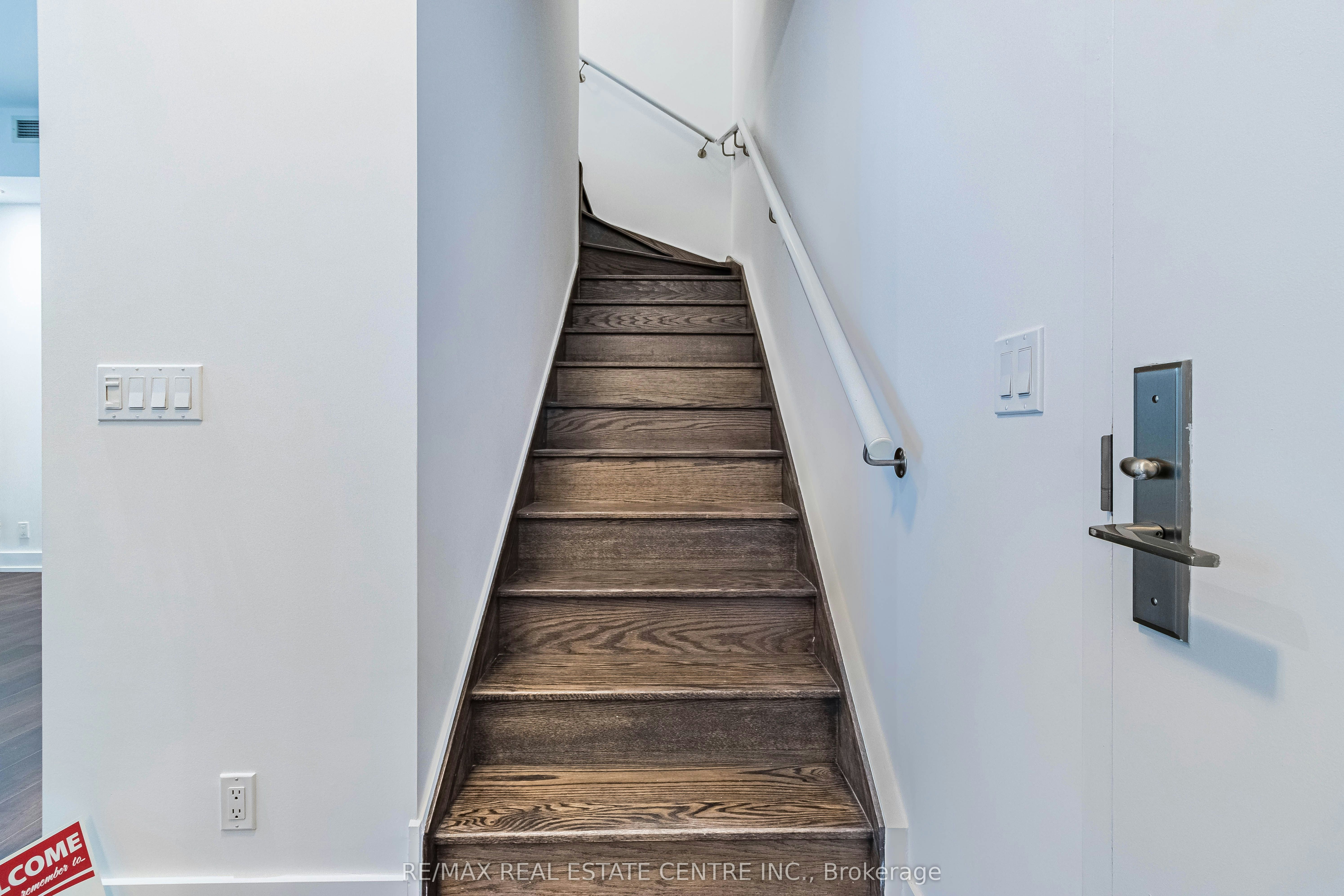 UPH 11-21 Nelson Street, Toronto, ON, M5V 1T8 - 18