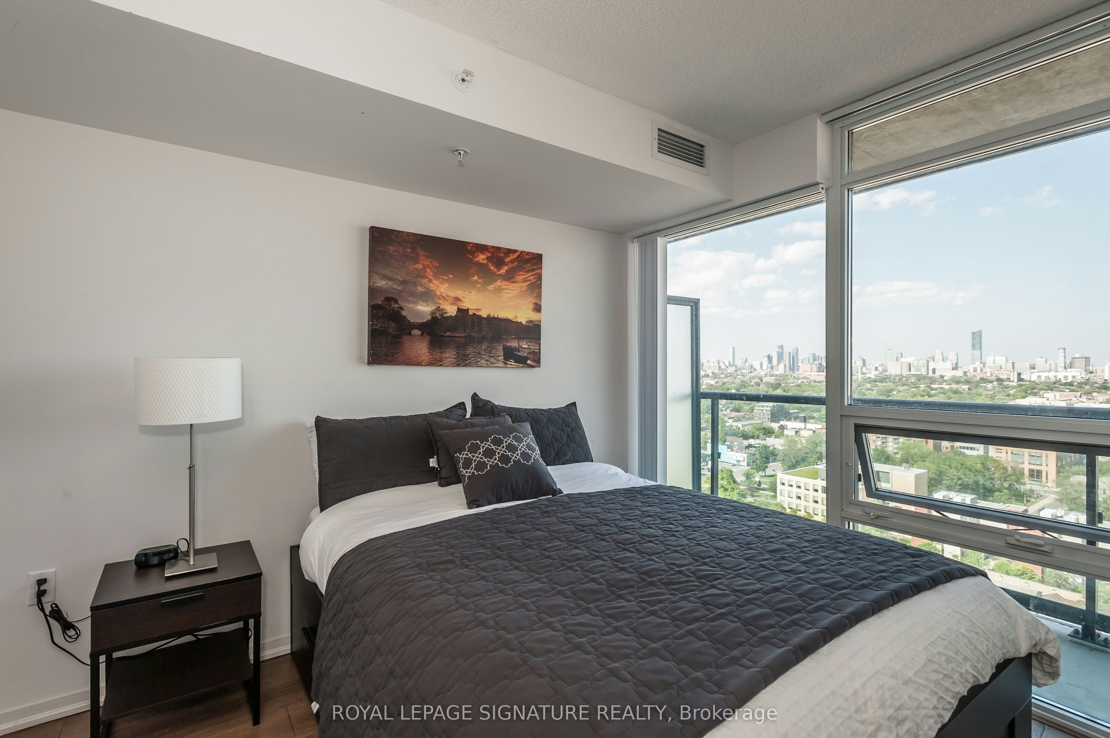 2217E-36 Lisgar Street, Toronto, ON, M6J 3G2 - 2
