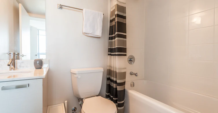 2217E-36 Lisgar Street, Toronto, ON, M6J 3G2 - 11