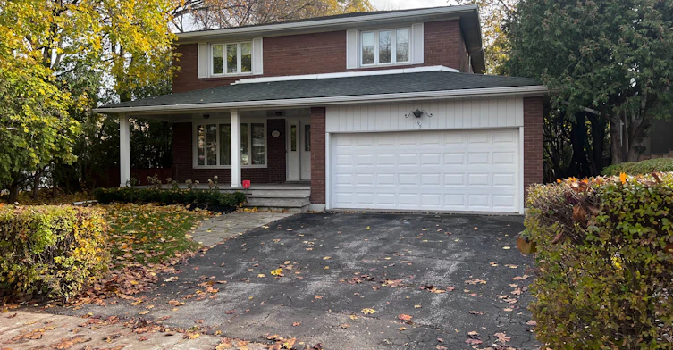 195 Upper Canada Drive, Toronto, ON, M2P 1T2