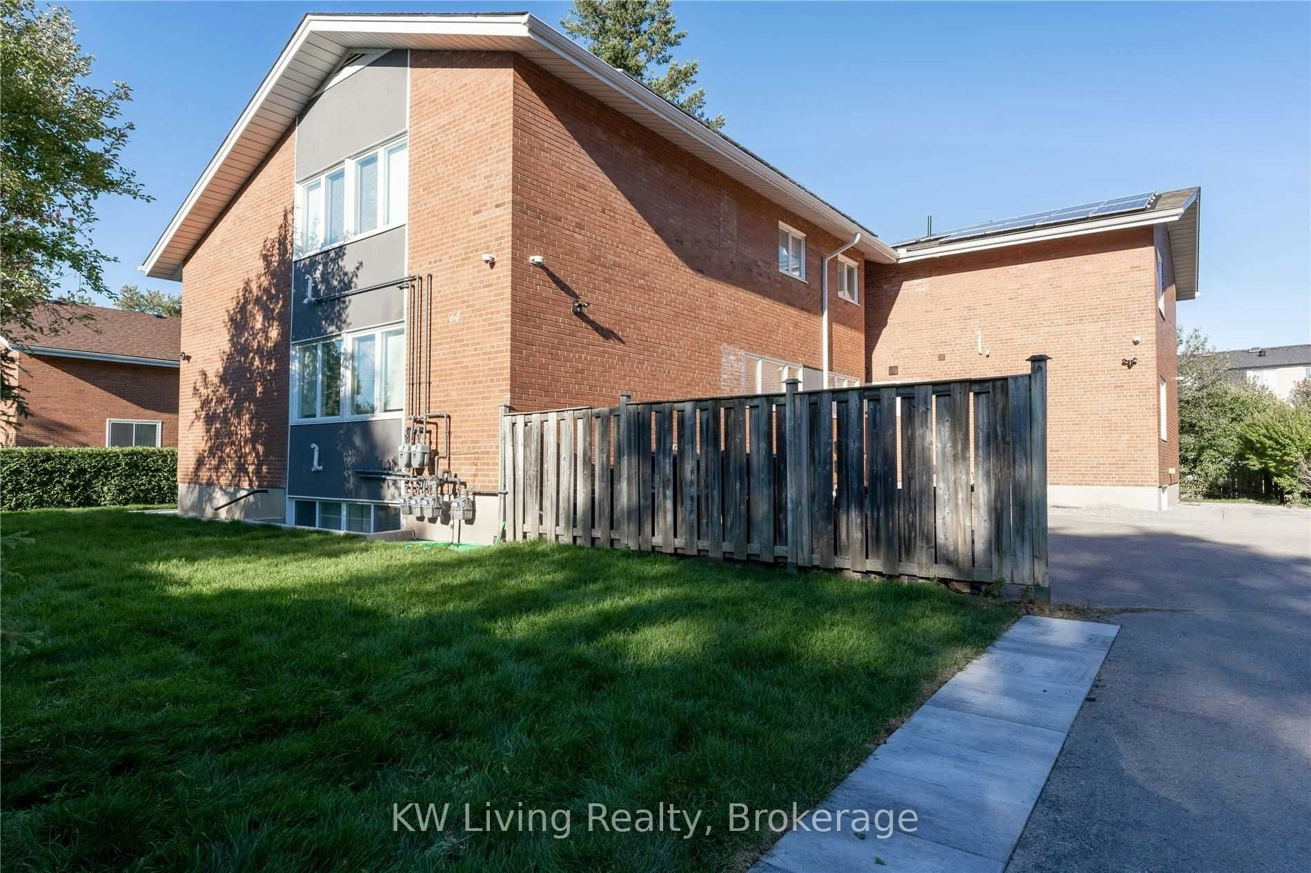 4-64 Overton Crescent, Toronto, ON, M3B 2V2 - 12