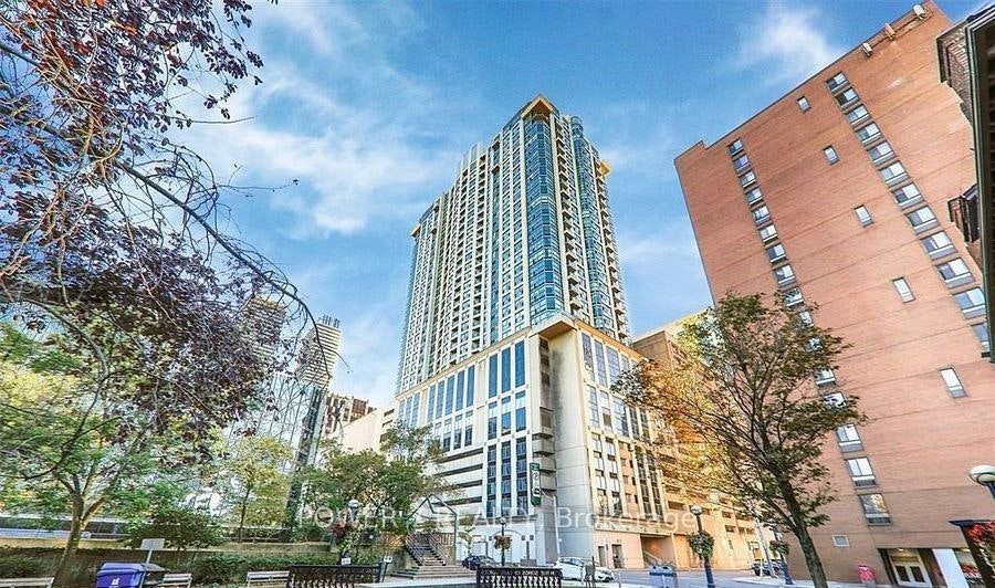 2512-8 Park Road, Toronto, ON, M4W 3S5