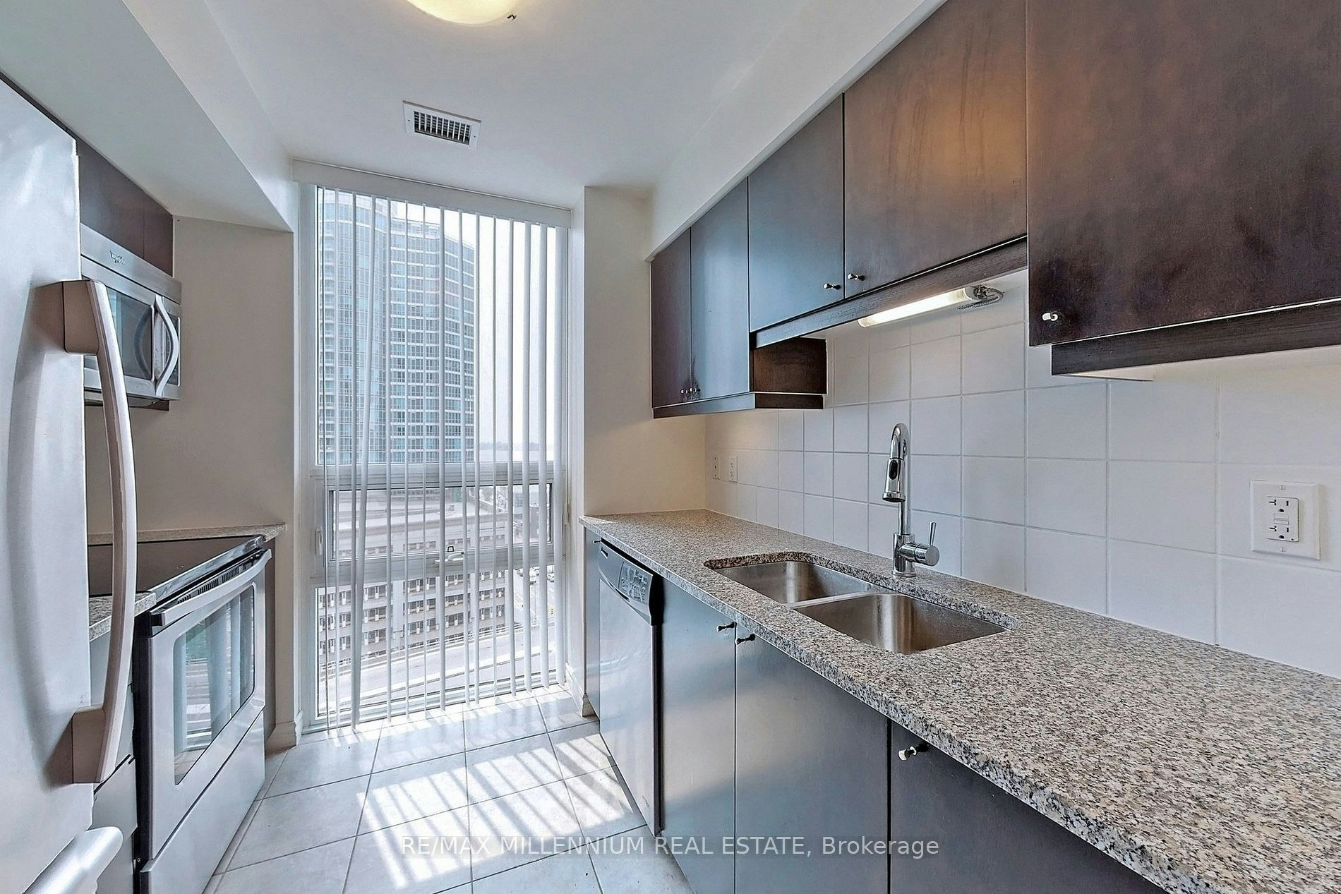 1508-25 Lower Simcoe Street, Toronto, ON, M5J 0C8 - 17
