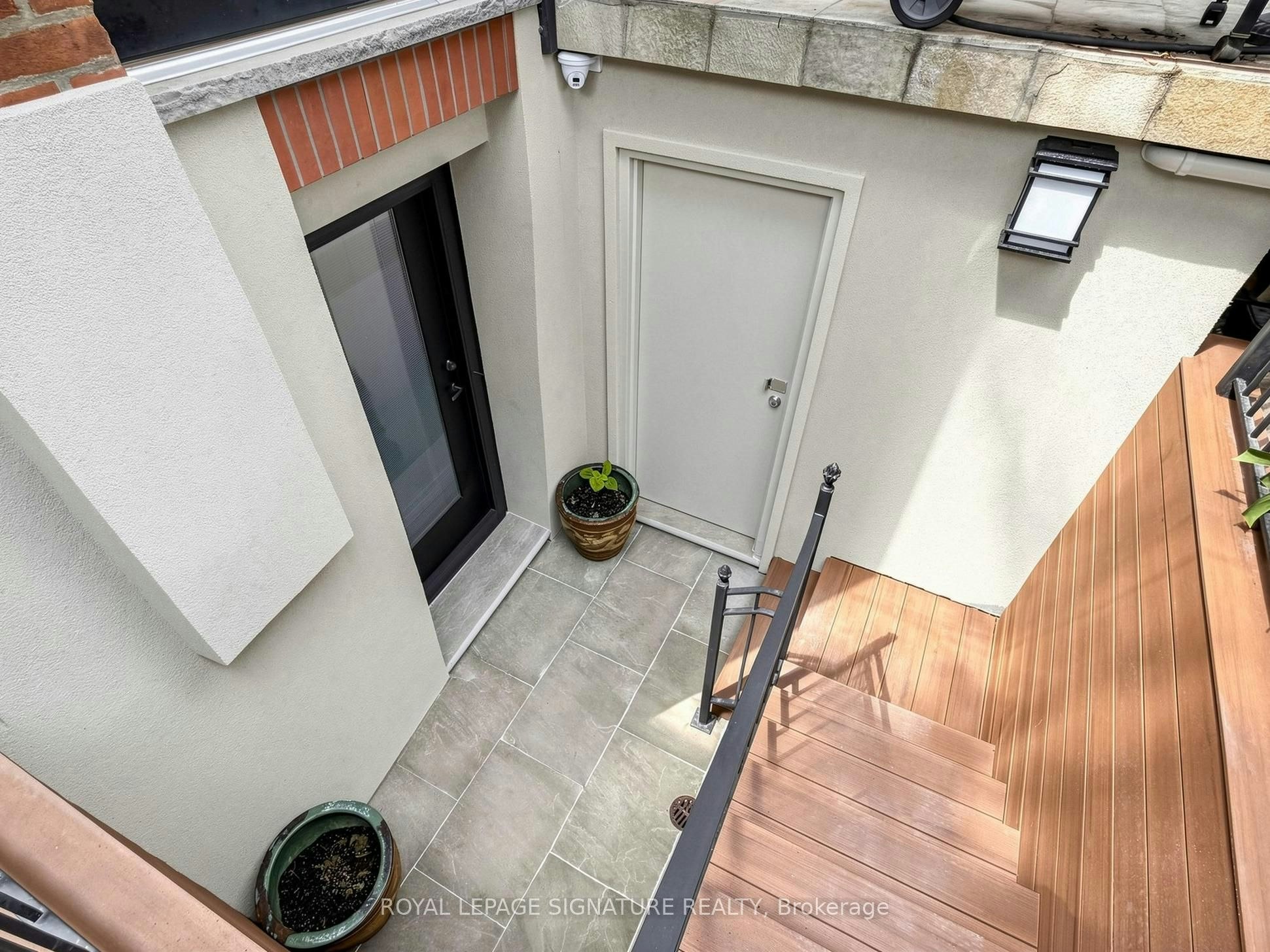 Lower-75 Brunswick Avenue, Toronto, ON, M5S 2L8 - 4