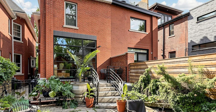 Lower-75 Brunswick Avenue, Toronto, ON, M5S 2L8 - 19