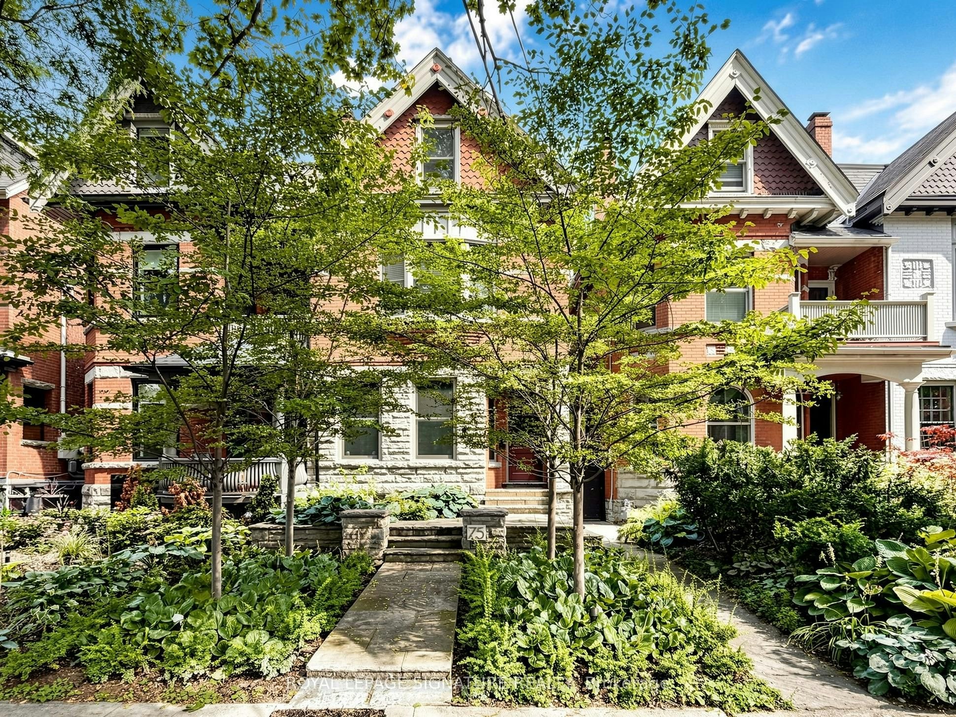 Lower-75 Brunswick Avenue, Toronto, ON, M5S 2L8