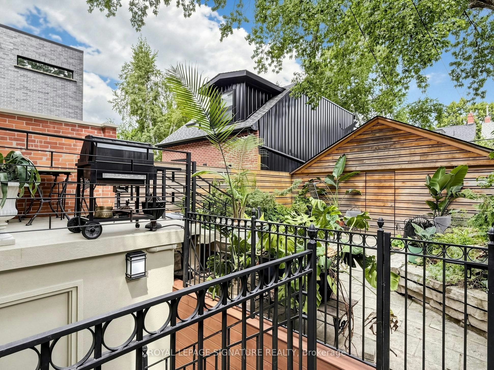 Lower-75 Brunswick Avenue, Toronto, ON, M5S 2L8 - 3