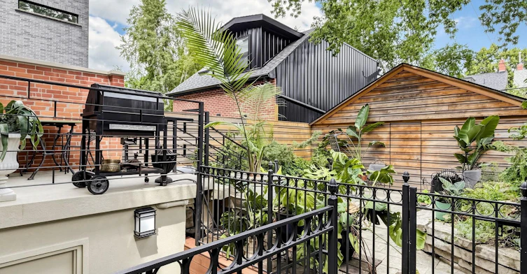 Lower-75 Brunswick Avenue, Toronto, ON, M5S 2L8 - 3