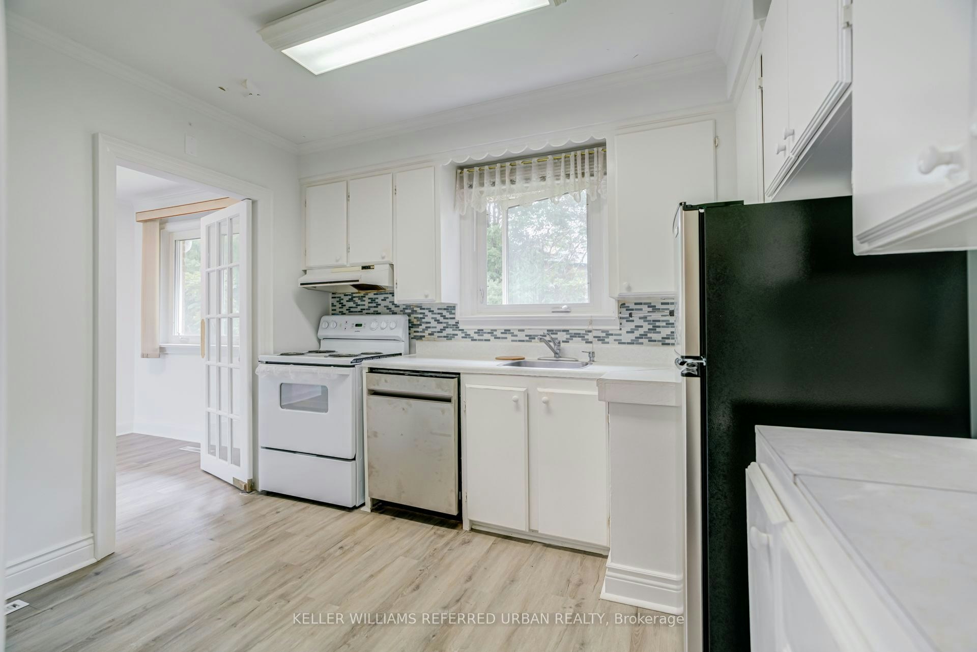 163 Newton Drive, Toronto, ON, M2M 2N6 - 18