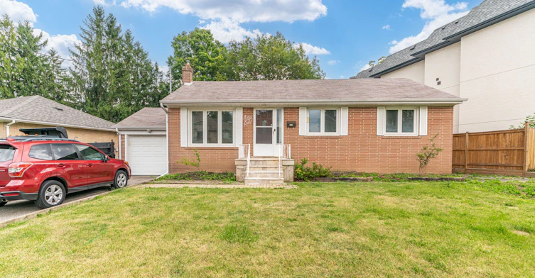 163 Newton Drive, Toronto, ON, M2M 2N6 - 2