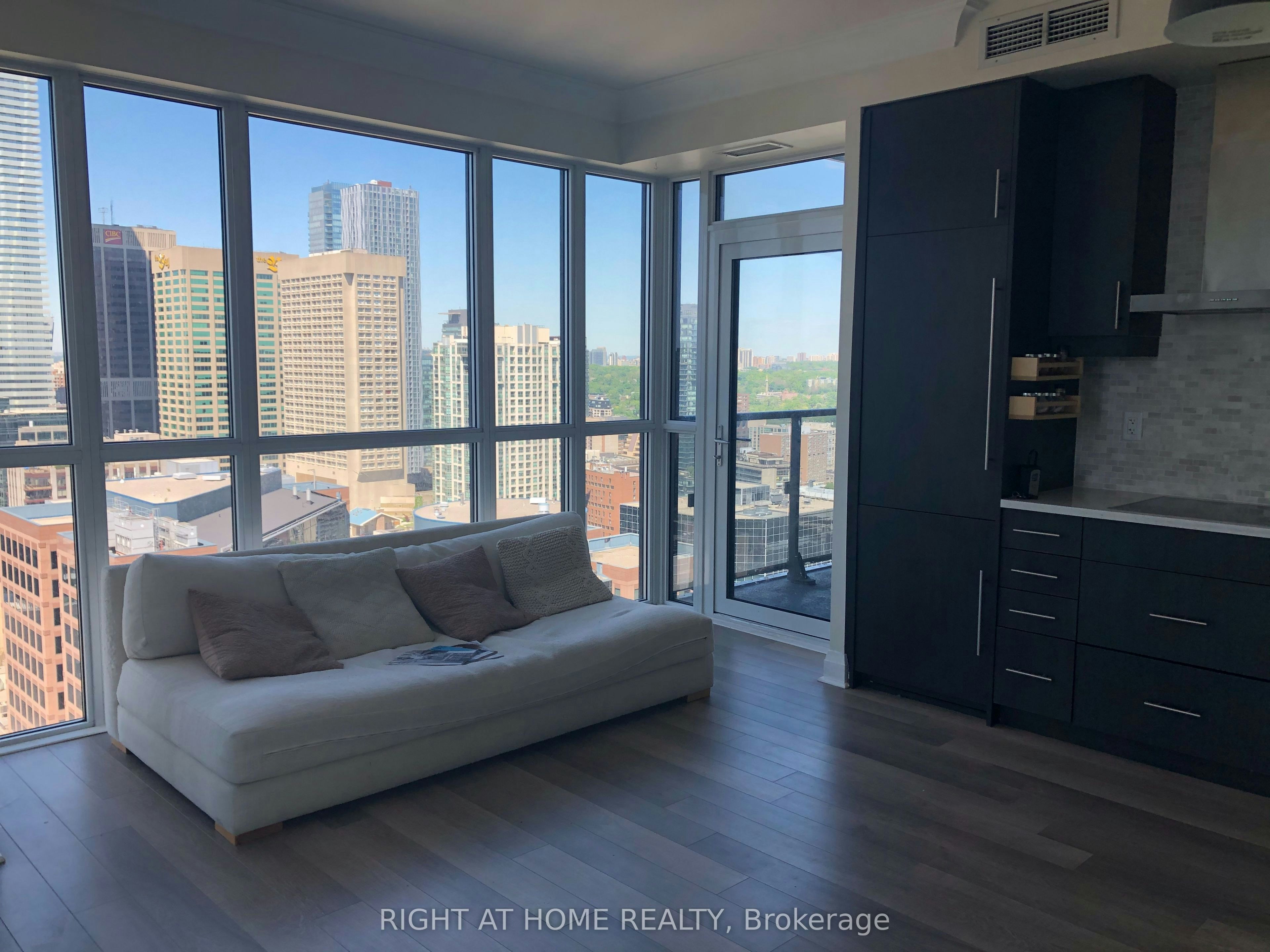 3304-28 Ted Rogers Way, Toronto, ON, M4Y 2W7 - 6