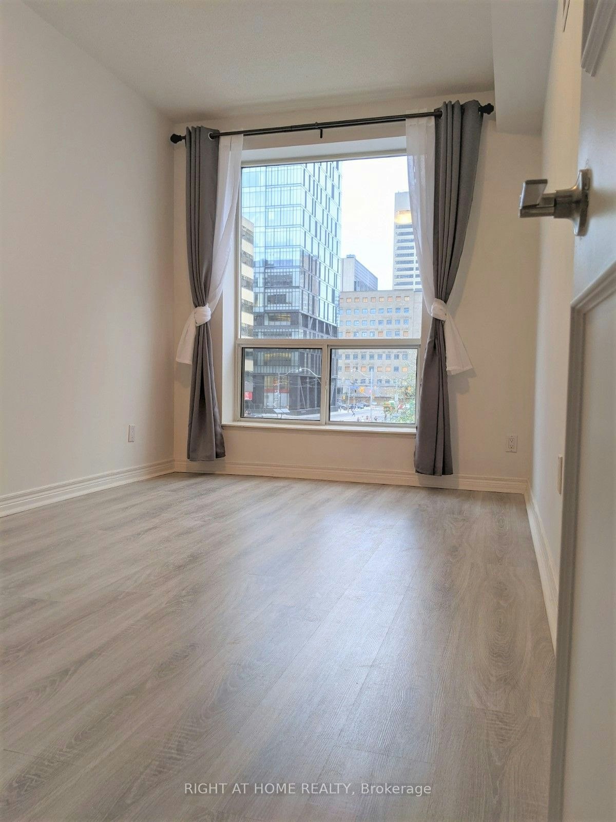 208-152 Saint Patrick Street, Toronto, ON, M5T 3J9 - 7