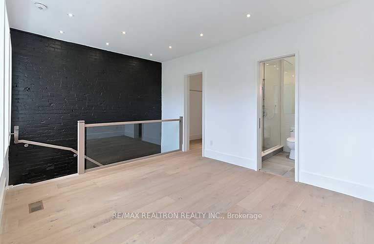 2-69 Brunswick Avenue, Toronto, ON, M5S 2L8 - 7