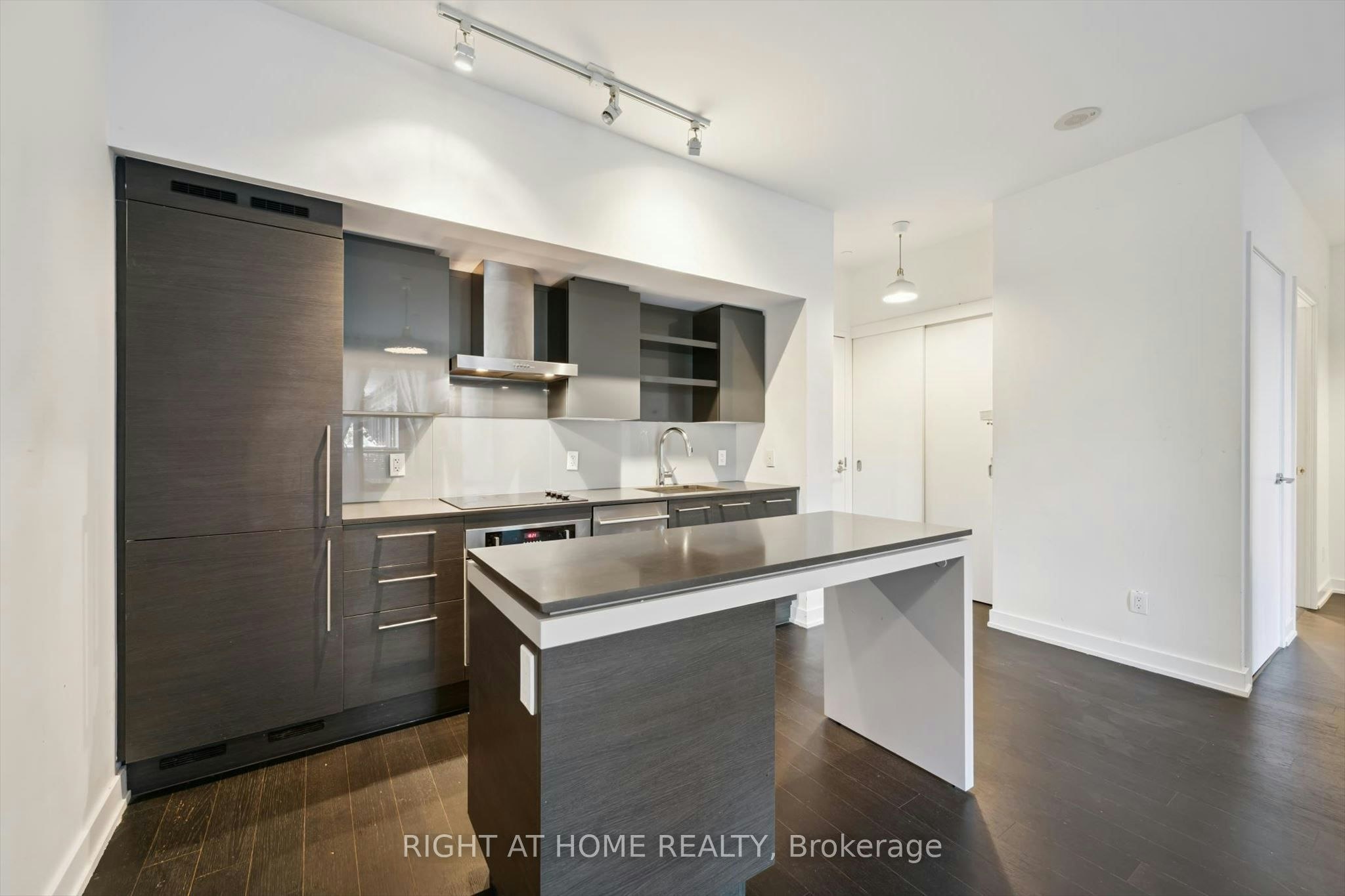 418-1030 King Street W, Toronto, ON, M6K 3N3 - 11
