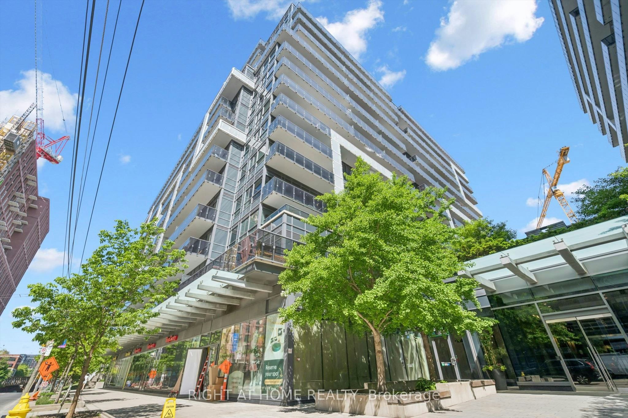 418-1030 King Street W, Toronto, ON, M6K 3N3 - 2