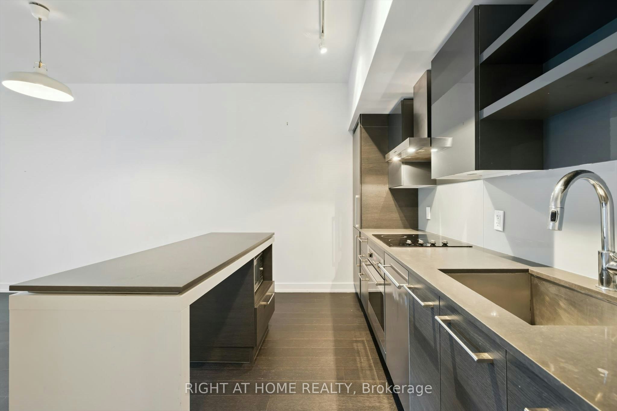 418-1030 King Street W, Toronto, ON, M6K 3N3 - 9