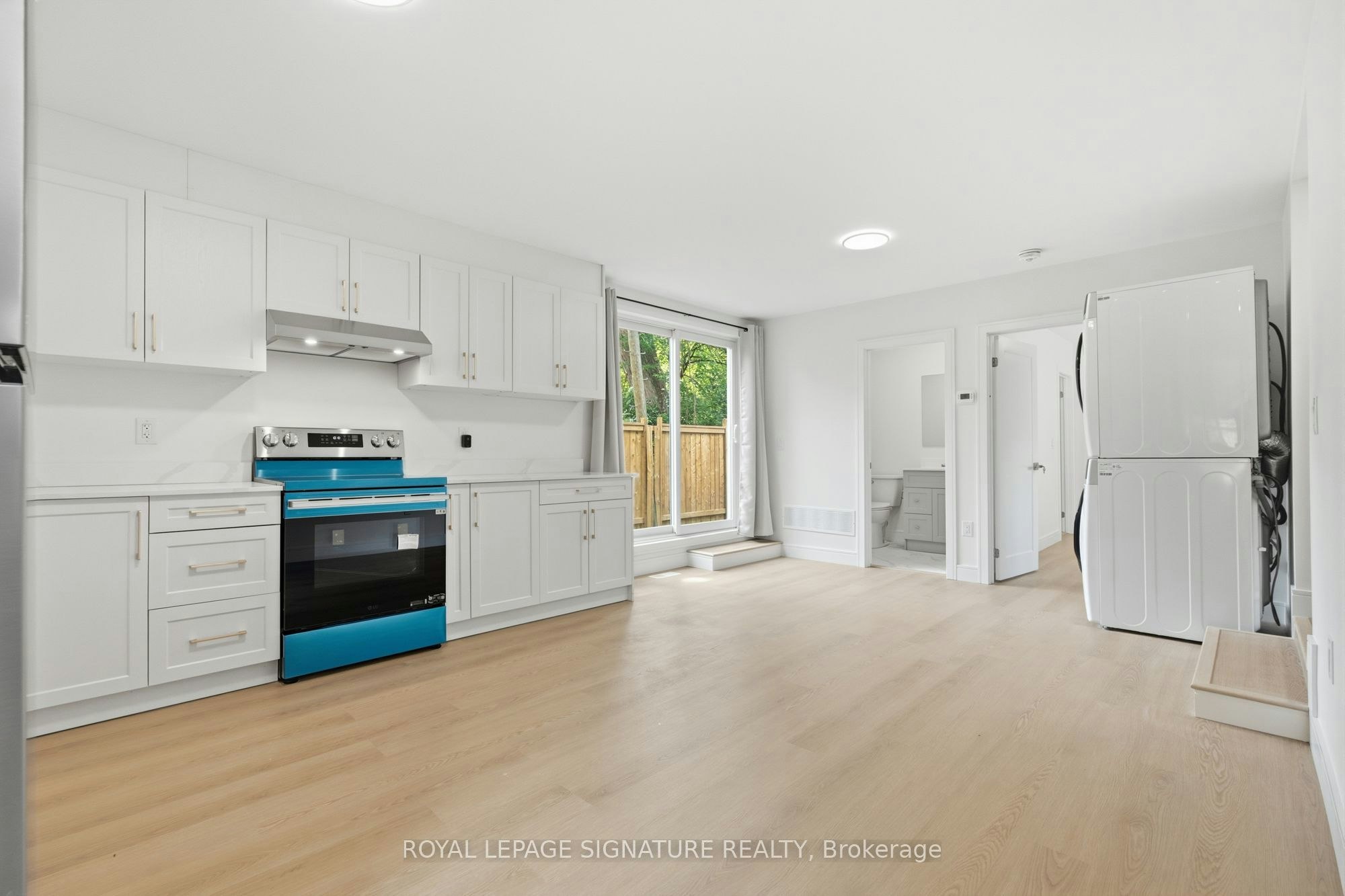 5-53 Bishop Avenue, Toronto, ON, M2M 1Z4