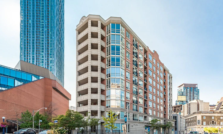 303-20 Collier Street