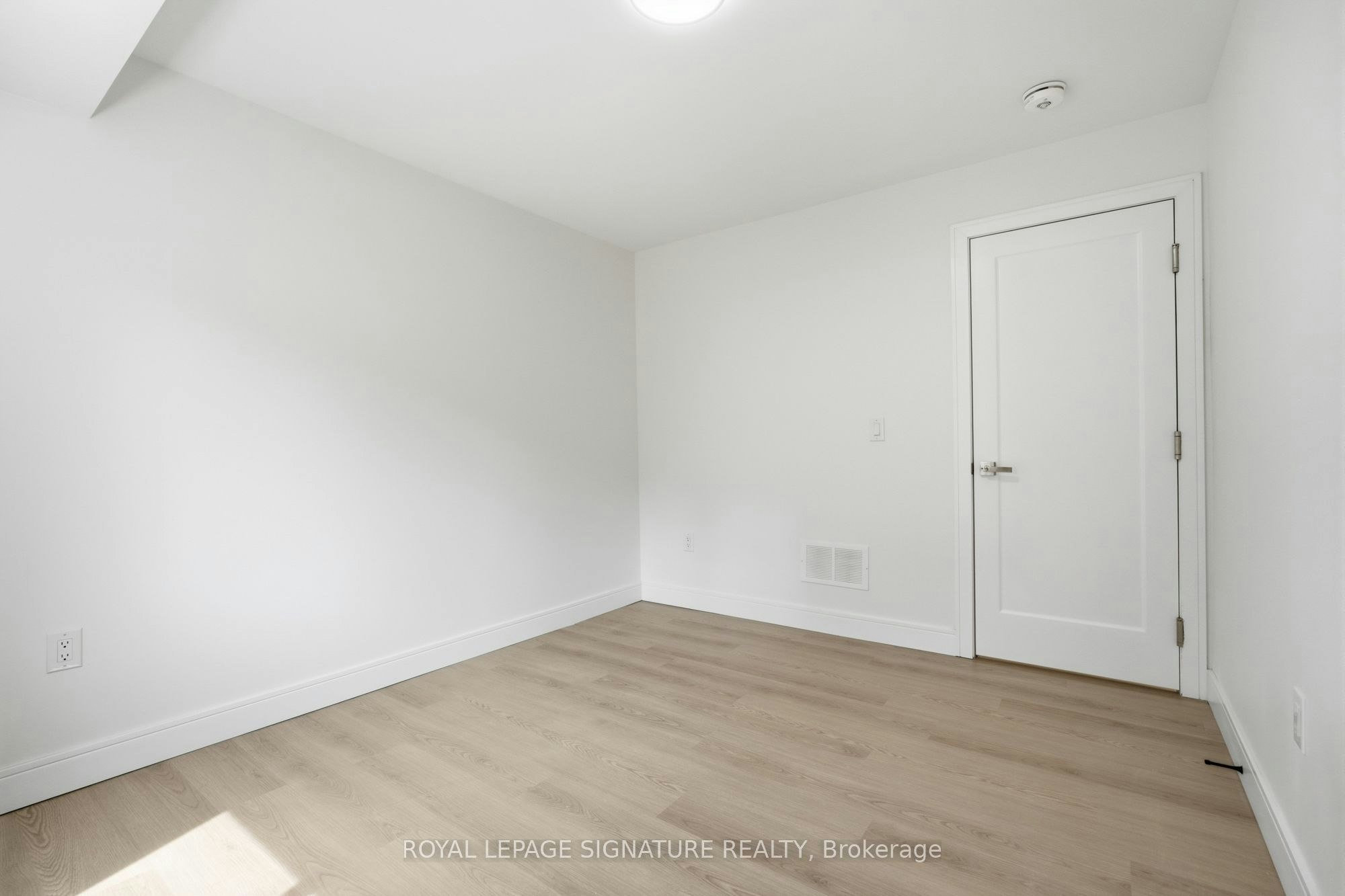 1A-53 Bishop Avenue, Toronto, ON, M2M 1Z4 - 17