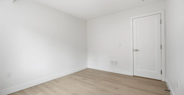 1A-53 Bishop Avenue, Toronto, ON, M2M 1Z4 - 17