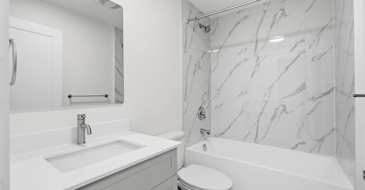 1A-53 Bishop Avenue, Toronto, ON, M2M 1Z4 - 19