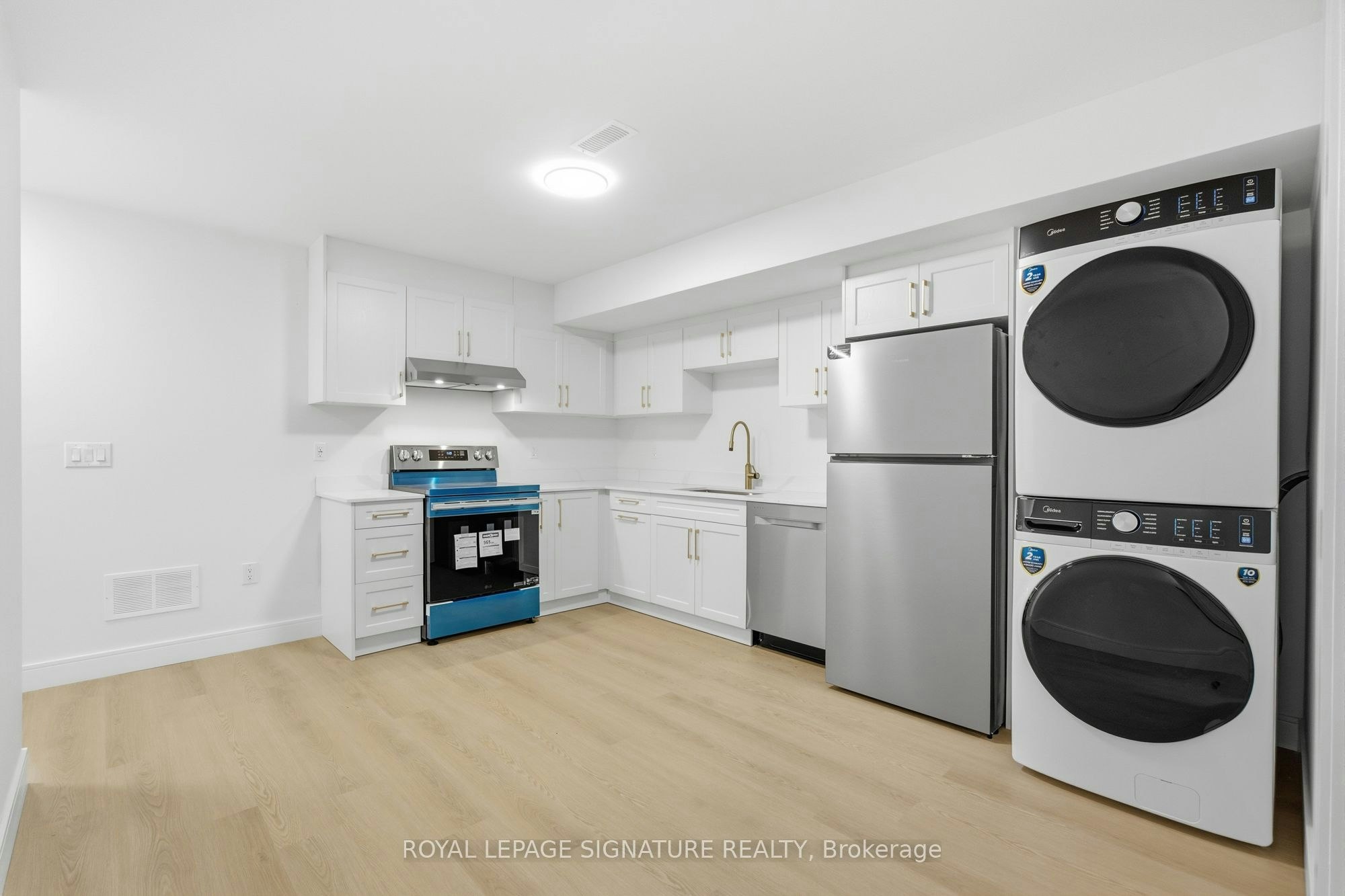 1A-53 Bishop Avenue, Toronto, ON, M2M 1Z4 - 2