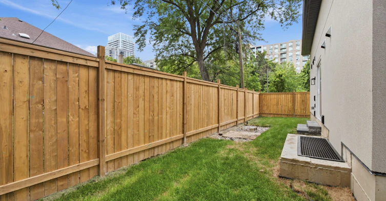 2-53 Bishop Avenue, Toronto, ON, M2M 1Z4 - 43