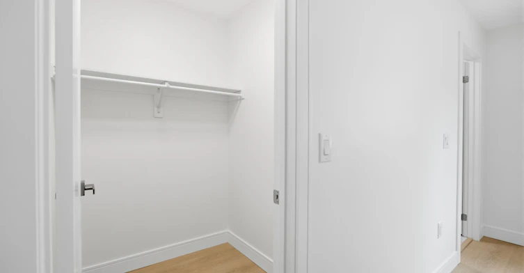 2-53 Bishop Avenue, Toronto, ON, M2M 1Z4 - 11