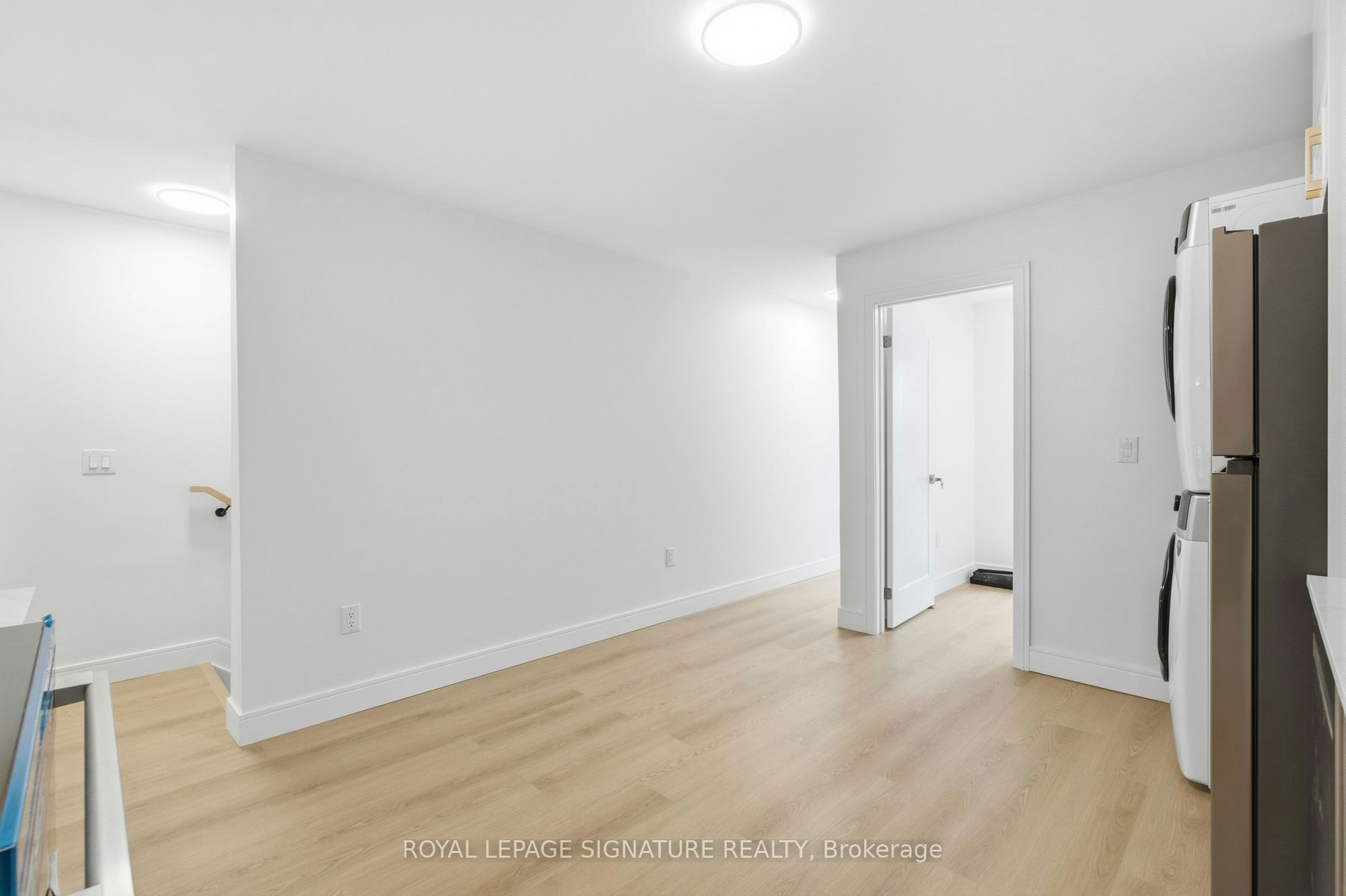 2-53 Bishop Avenue, Toronto, ON, M2M 1Z4 - 3