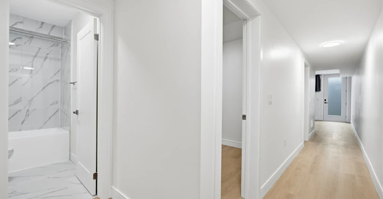 2-53 Bishop Avenue, Toronto, ON, M2M 1Z4 - 21