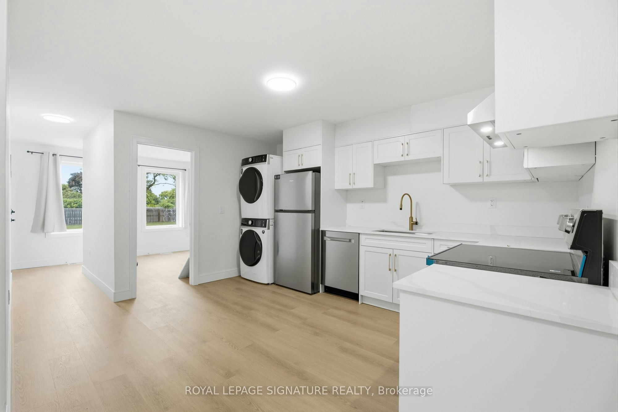 2-53 Bishop Avenue, Toronto, ON, M2M 1Z4