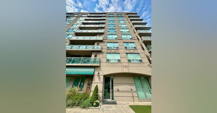 302-920 Sheppard Avenue W, Toronto, ON, M3H 0A2 - 2