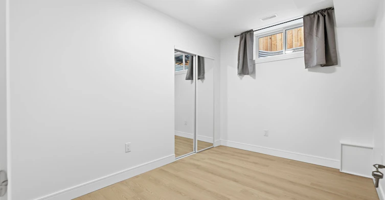 1B-53 Bishop Avenue, Toronto, ON, M2M 1Z4 - 16