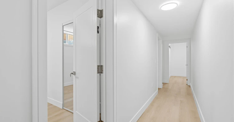 1B-53 Bishop Avenue, Toronto, ON, M2M 1Z4 - 5