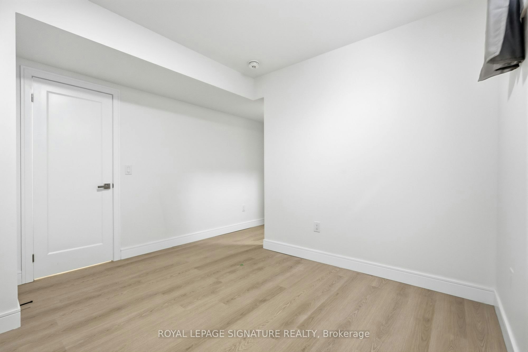 1B-53 Bishop Avenue, Toronto, ON, M2M 1Z4 - 11