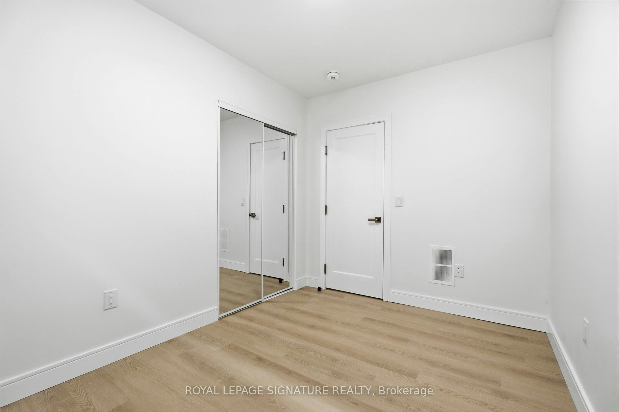 1B-53 Bishop Avenue, Toronto, ON, M2M 1Z4 - 15