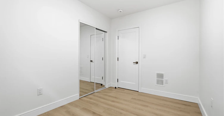 1B-53 Bishop Avenue, Toronto, ON, M2M 1Z4 - 15