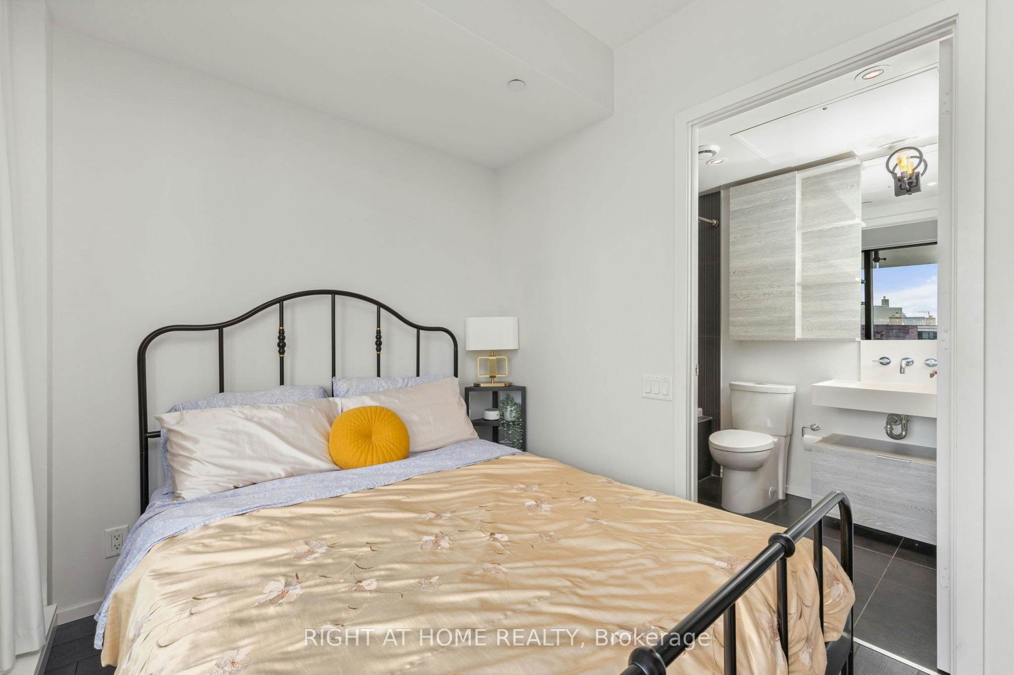 3105-5 St Joseph Street, Toronto, ON, M4Y 1J6 - 15
