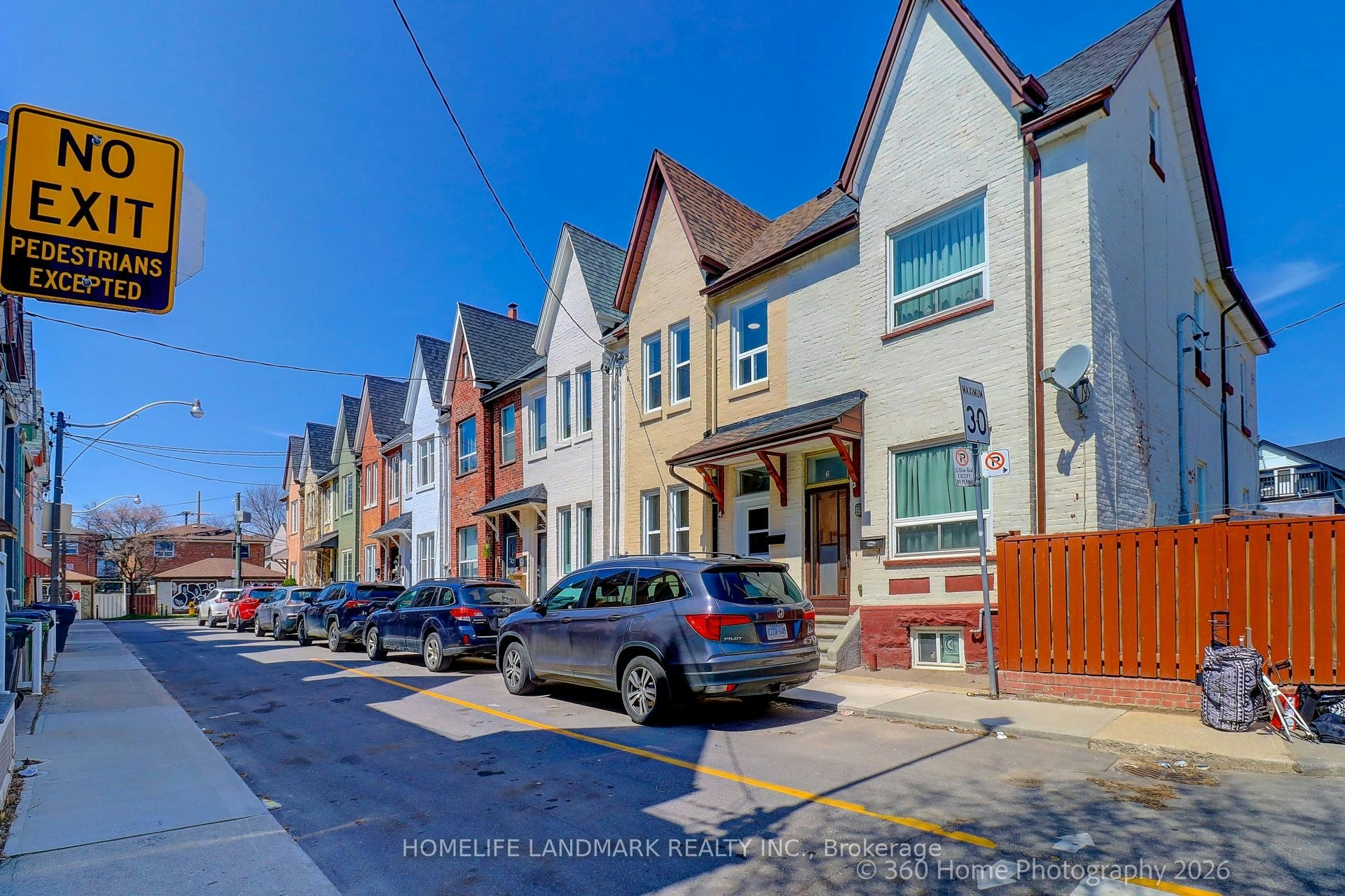 4 Andrews Avenue, Toronto, ON, M6J 1S3
