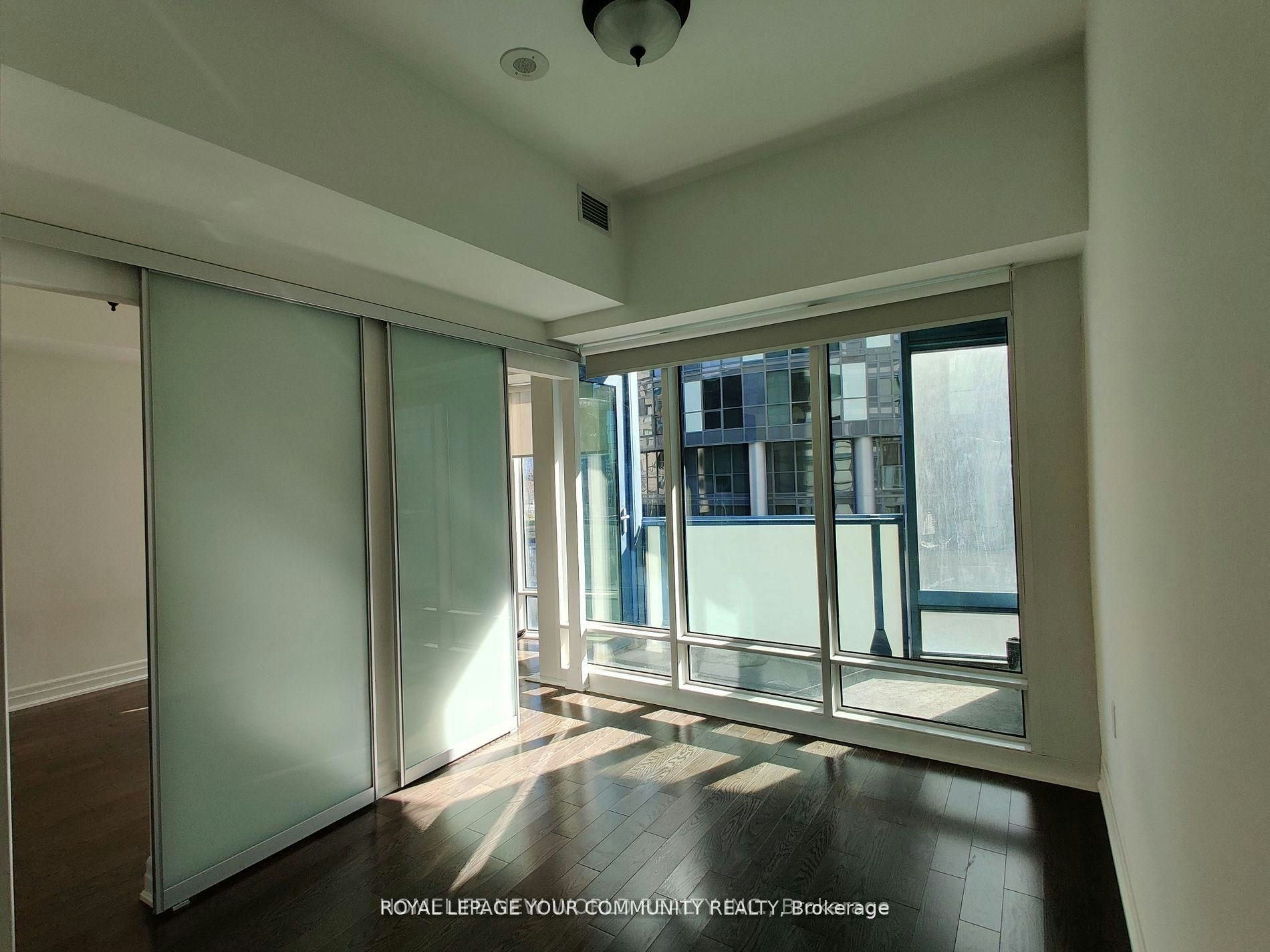 601-8 The Esplanade N/A, Toronto, ON, M5E 0A6 - 3