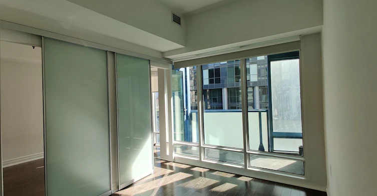 601-8 The Esplanade N/A, Toronto, ON, M5E 0A6 - 3