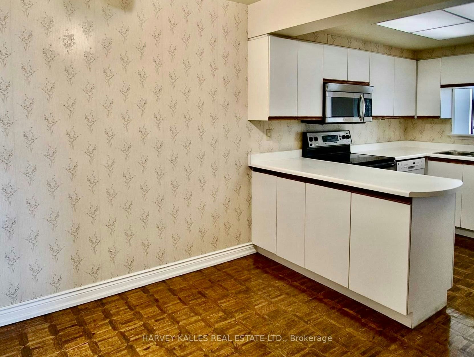 1811-65 Spring Garden Avenue, Toronto, ON, M2N 6H9 - 11