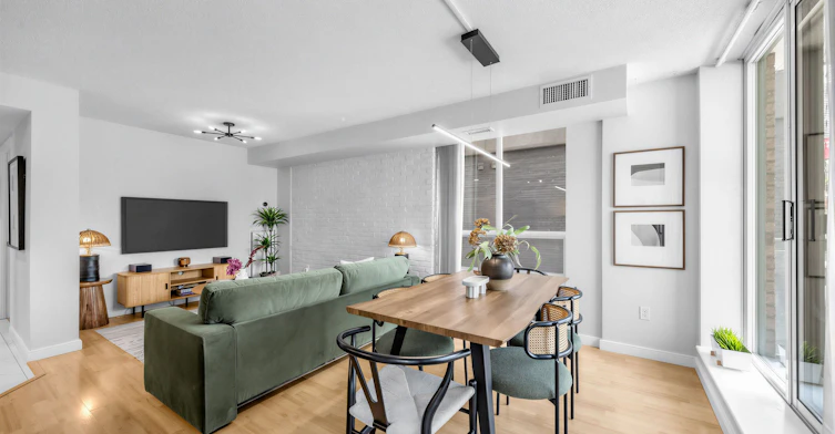 303-311 Richmond Street, Toronto, ON, M5A 4S7 - 4