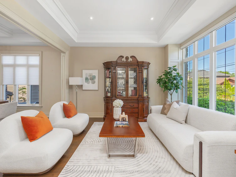 49 Verwood Avenue, Toronto, ON, M3H 2K8 - 5