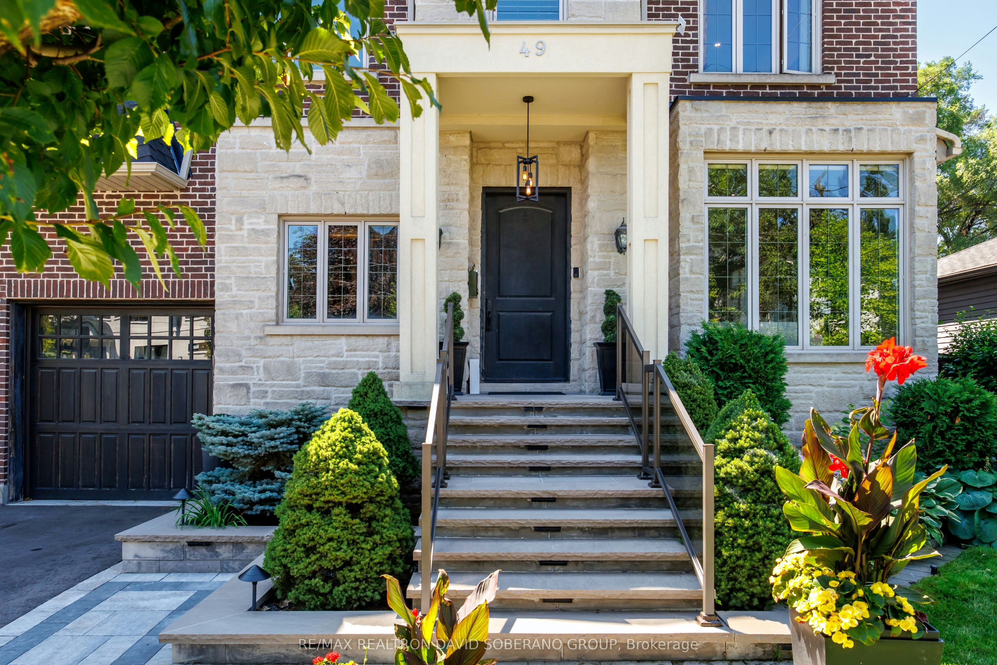 49 Verwood Avenue, Toronto, ON, M3H 2K8 - 3