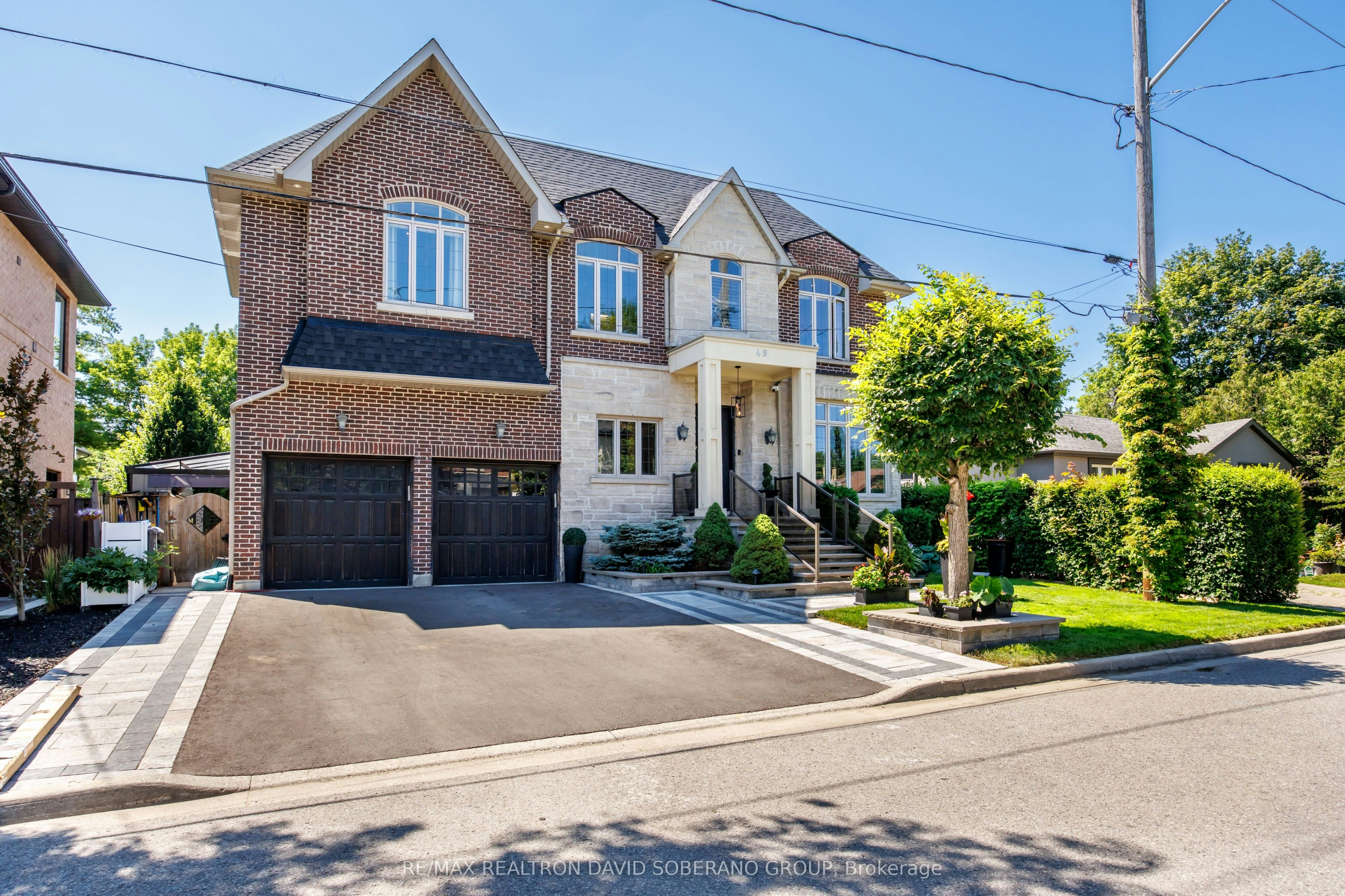 49 Verwood Avenue, Toronto, ON, M3H 2K8