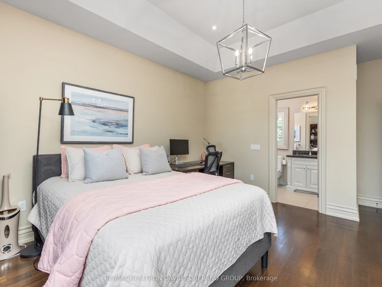49 Verwood Avenue, Toronto, ON, M3H 2K8 - 30